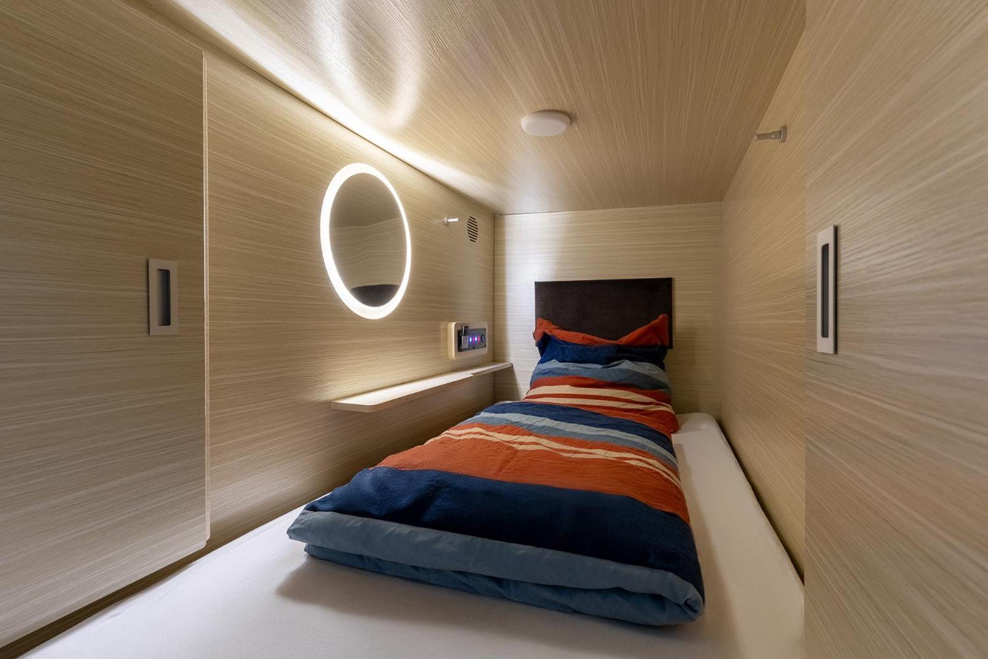 Mue Cubes - Capsule Hotel Basel Exterior photo