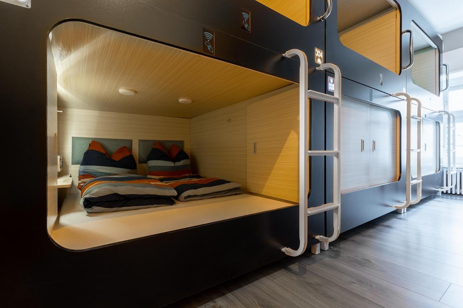 Mue Cubes - Capsule Hotel Basel Exterior photo